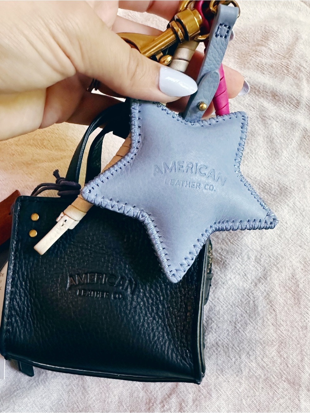 New NWT American Leather Co Charms set purse keychain blue star tiny bag cute - Picture 9 of 10